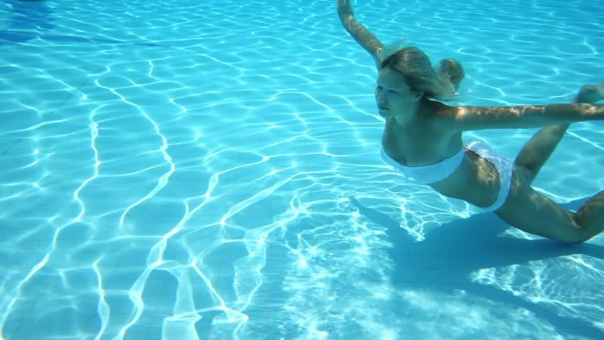 Cute teen girl in swimming pool Stock Photo: 156304622 - Alamy