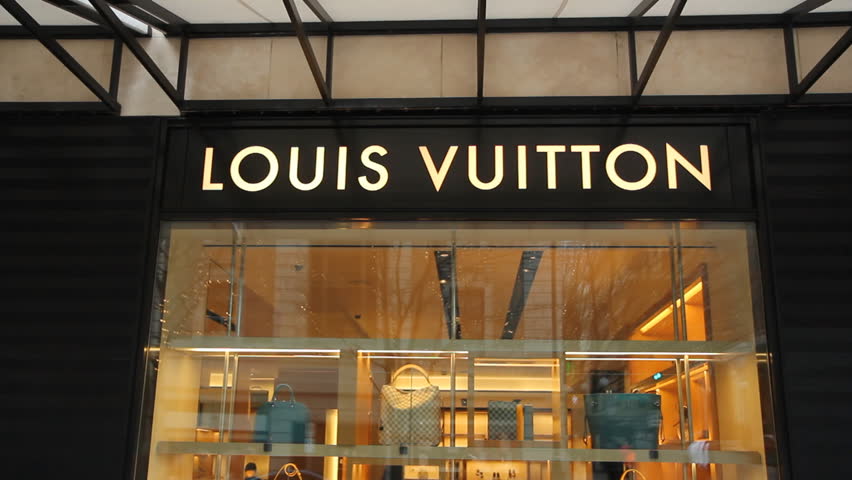 SEATTLE, USA On DEC 29th: Louis Vuitton Store In Seattle, Washington, USA On December 29th, 2013 ...