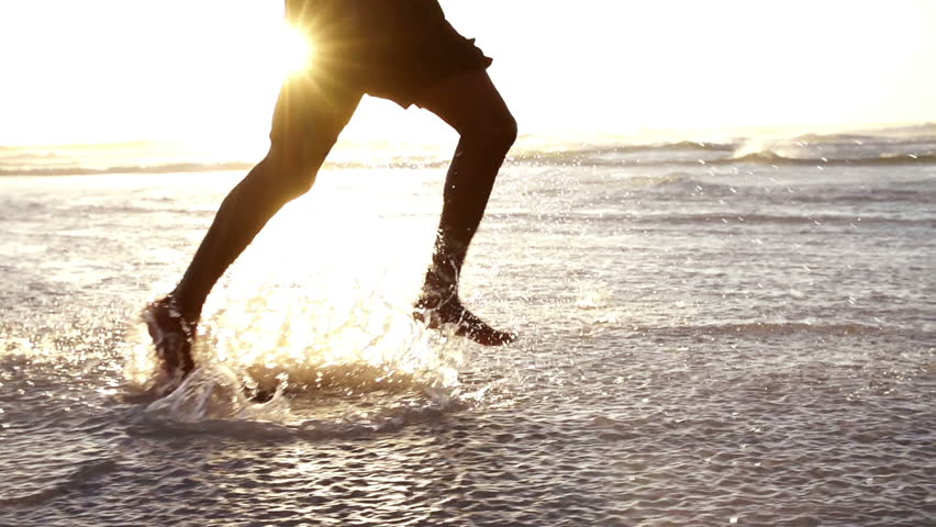 running on sand barefoot
