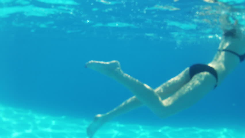 Hot Girls Scuba Diving (45 pics)