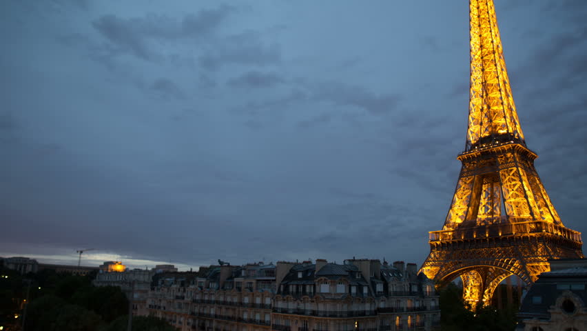 PARIS, FRANCE - AUG 2013: 4k Time Lapse Of The Eiffel Tower In Paris ...