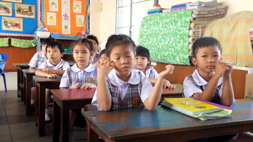 BANGKOK, THAILAND - FEB 9, 2015: Unknown Children In Lesson On The ...